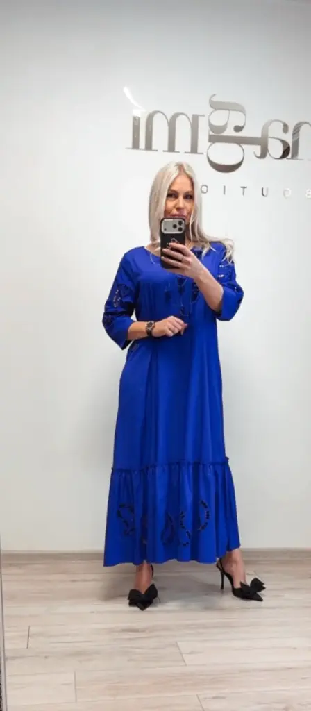 Suknelė iš siuvinėto (mareškuoto) audinio 5350