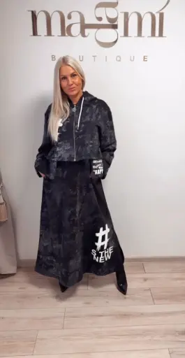 Grafito spalvos garinto audinio komplektas – suknelė ir džemperis viename