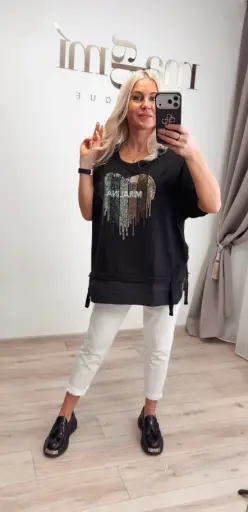 Stilinga ir išskirtinė palaidinė